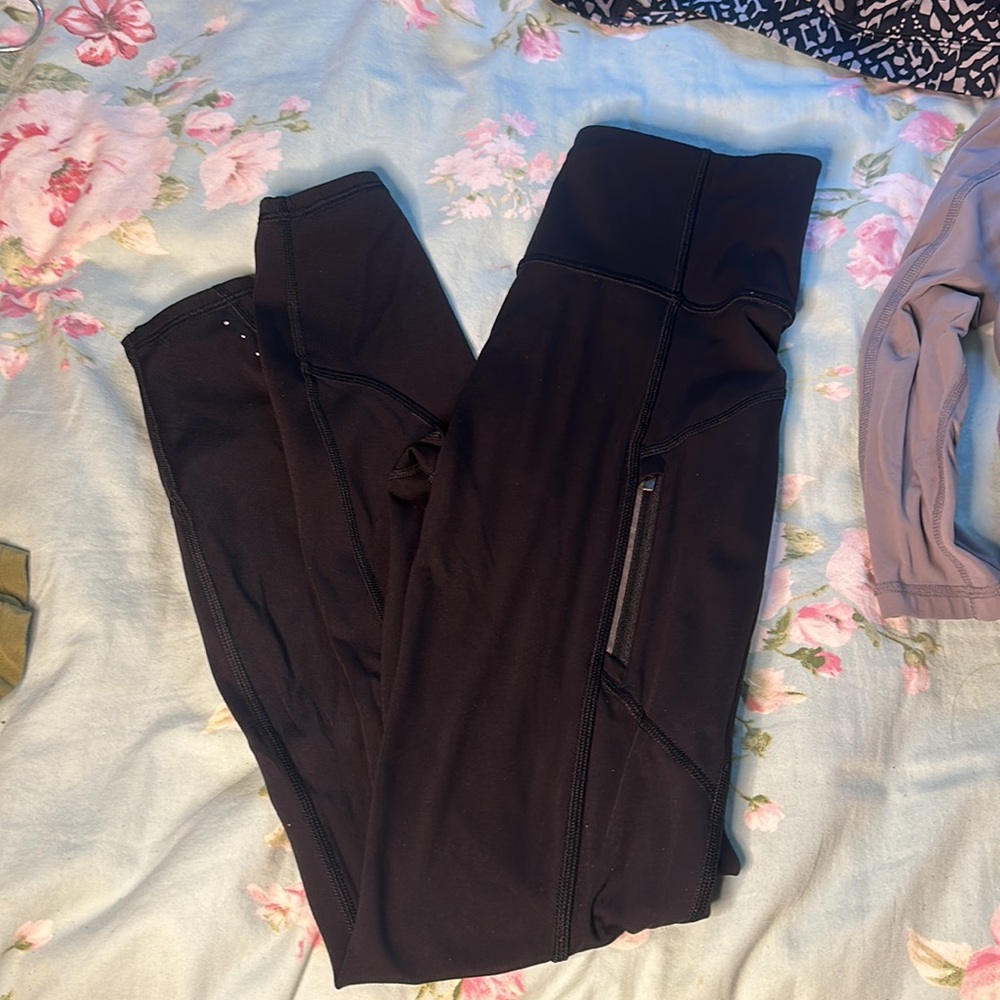 Athleta Rainer Tight - Picture 2 of 4